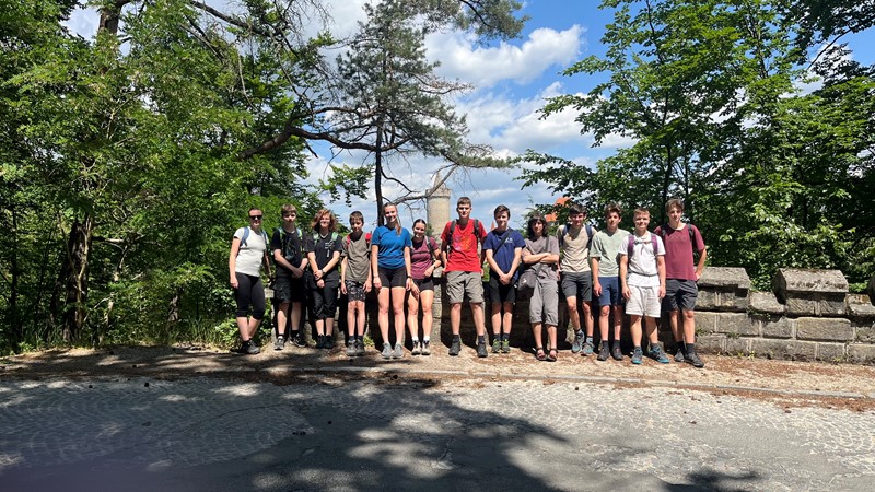 Dosáhli spoustu vyhlídkových míst, kde jsme vyhlíželi vyhlídky. Dny za školou 2025