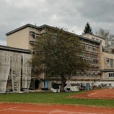 Den otevřených (dveří) oken