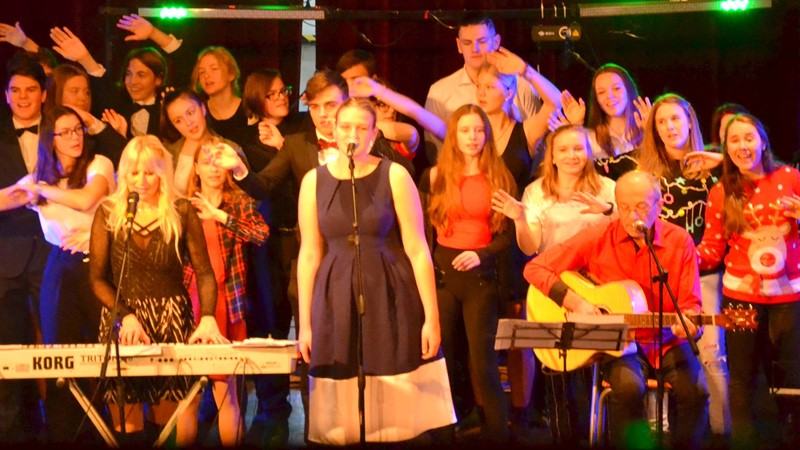 Vánoční koncert Dvořákova gymnázia 2019
