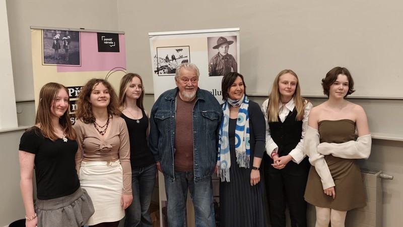 Strhující a dojemný životní příběh pamětníka na holokaust Luboše Jana Krause představen na přehlídce Příběhy našich sousedů Kralupsko